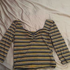Cute top for going out with long sleeves.Size XL